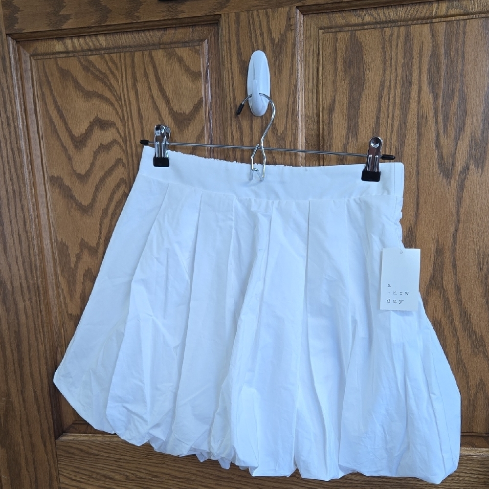 A New Day White Bubble Mini Skirt Pleated Casual